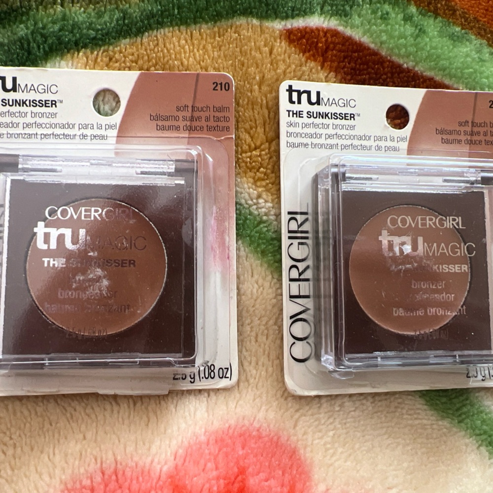 SEALED 2PK CoverGirl TruMagic The Sunkisser Skin Perfector Bronzer, Soft Touch
